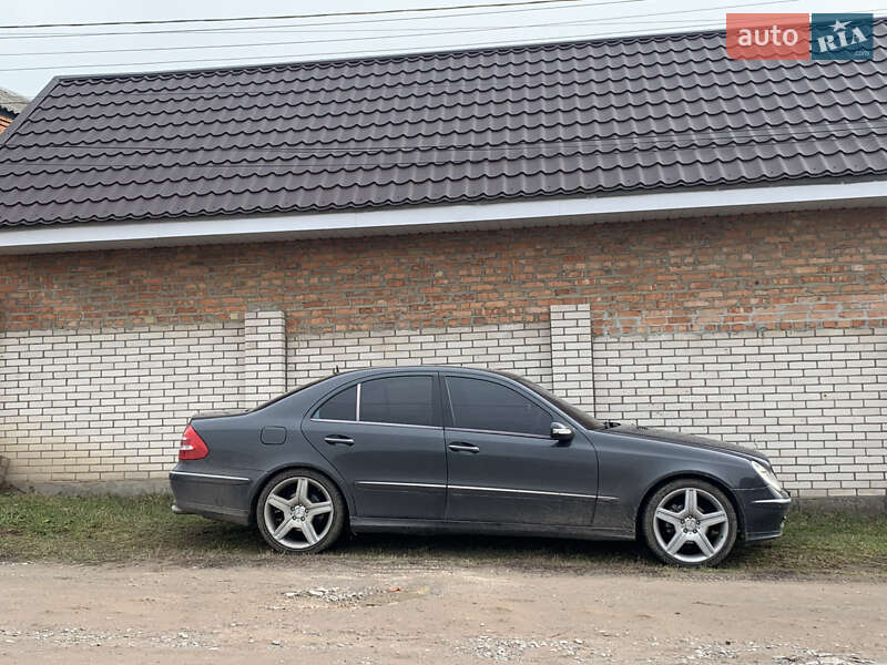 Седан Mercedes-Benz E-Class 2003 в Вінниці