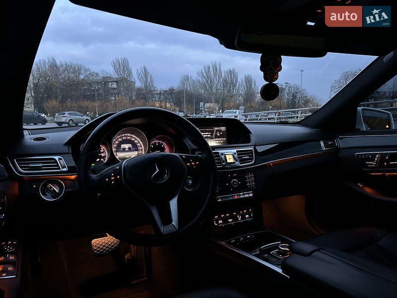 Седан Mercedes-Benz E-Class 2015 в Запорожье фото 16 Седан Mercedes-Benz E-Class 2015 в Запорожье