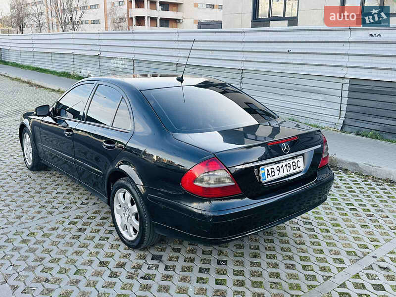 Седан Mercedes-Benz E-Class 2008 в Киеве