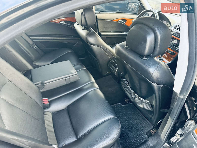 Седан Mercedes-Benz E-Class 2008 в Киеве