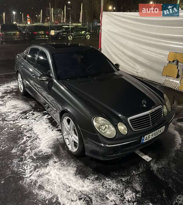 Седан Mercedes-Benz E-Class 2003 в Вінниці