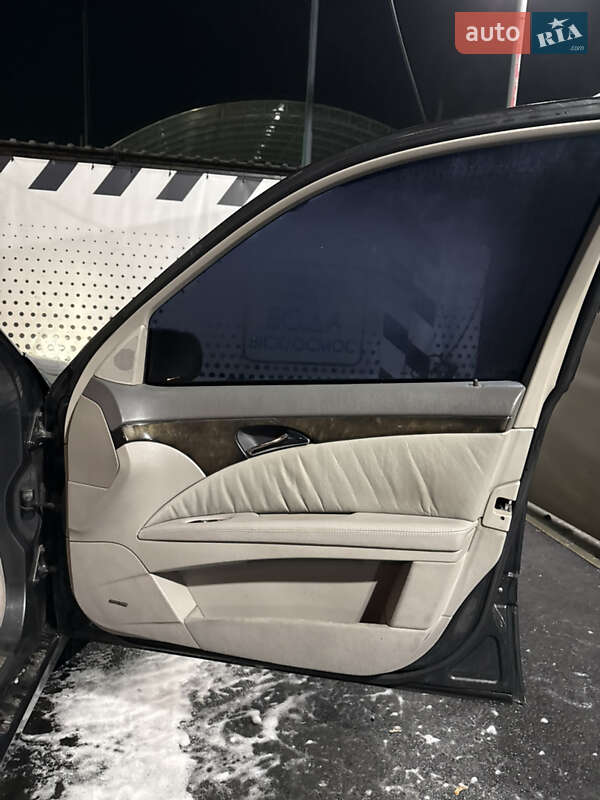 Седан Mercedes-Benz E-Class 2003 в Вінниці