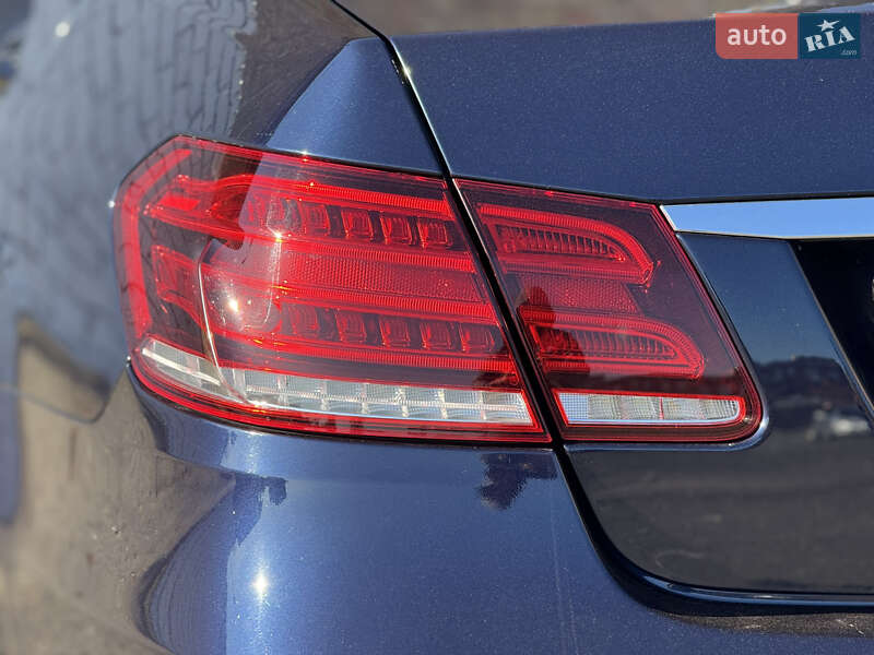 Седан Mercedes-Benz E-Class 2015 в Киеве