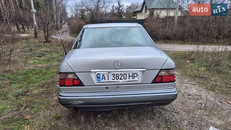 Седан Mercedes-Benz E-Class 1994 в Гостомелі