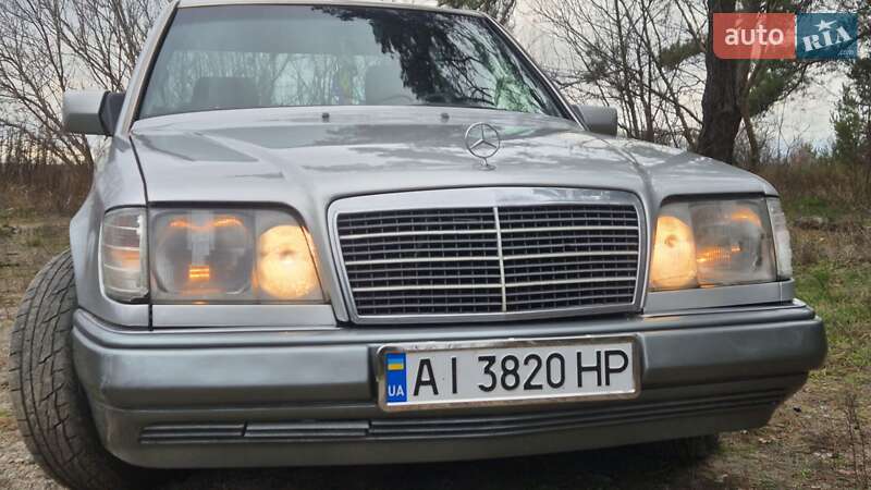 Mercedes-Benz E-Class 1994 Mercedes-Benz E-Class 1994