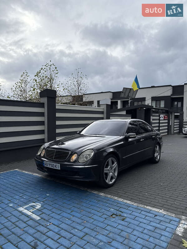 Седан Mercedes-Benz E-Class 2003 в Вінниці