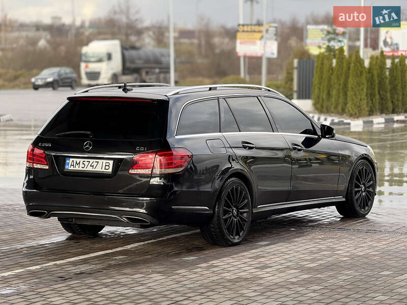 Универсал Mercedes-Benz E-Class 2014 в Звягеле