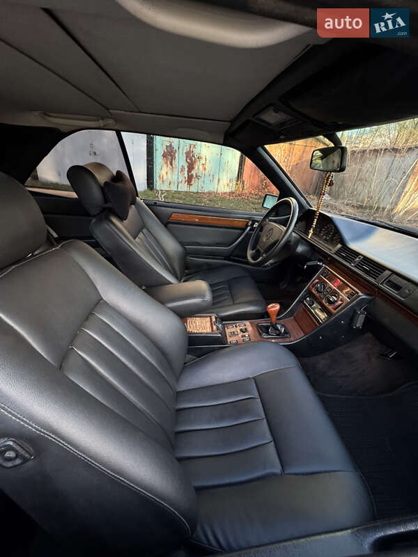 Купе Mercedes-Benz E-Class 1995 в Львові