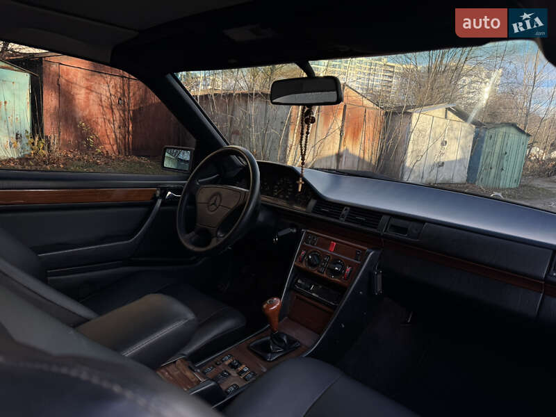 Купе Mercedes-Benz E-Class 1995 в Львові