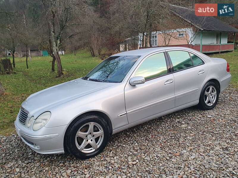 Седан Mercedes-Benz E-Class 2003 в Косове фото 4 Седан Mercedes-Benz E-Class 2003 в Косове