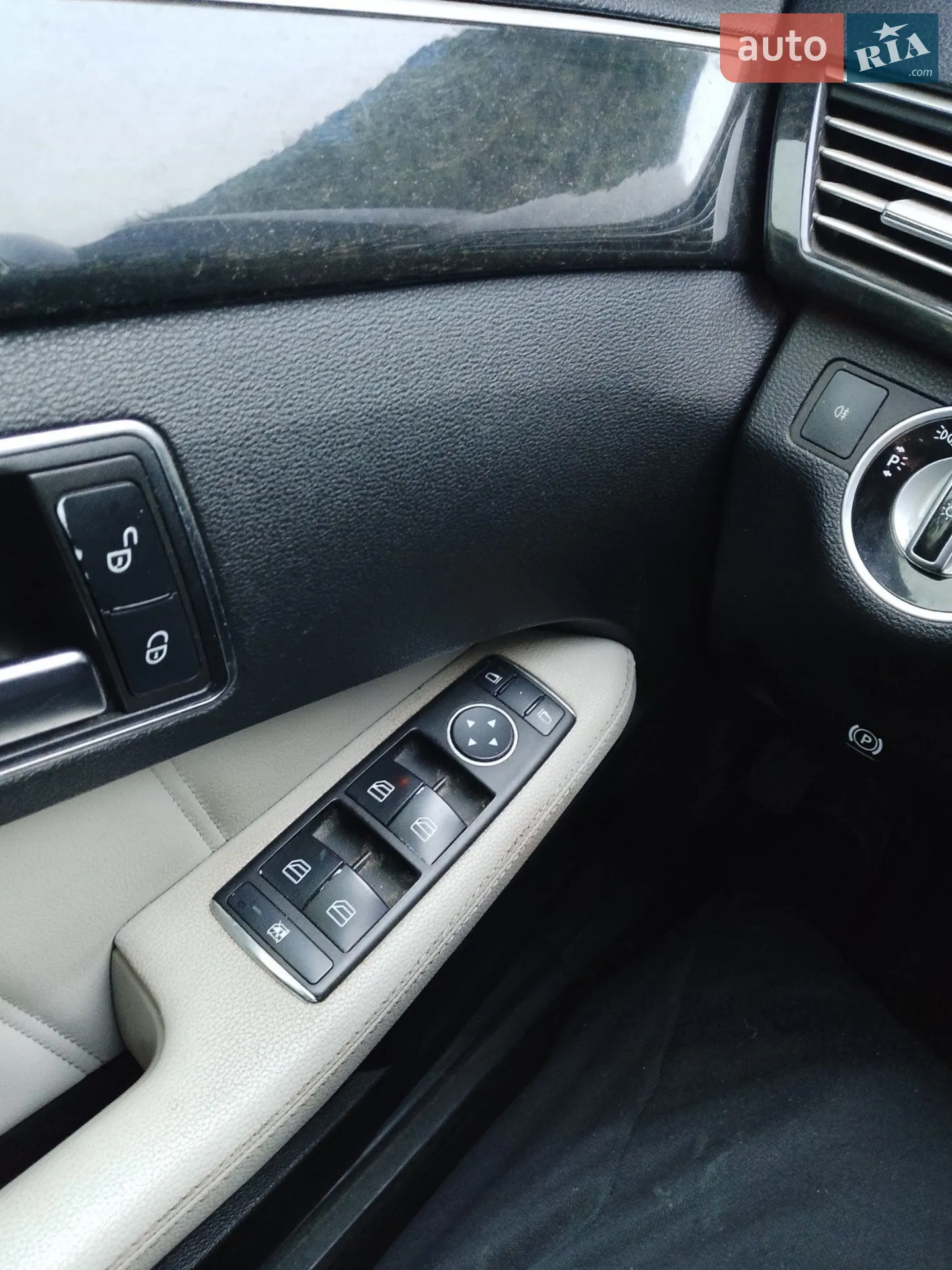 2012 Mercedes-Benz E-klasse - мініатюра 7