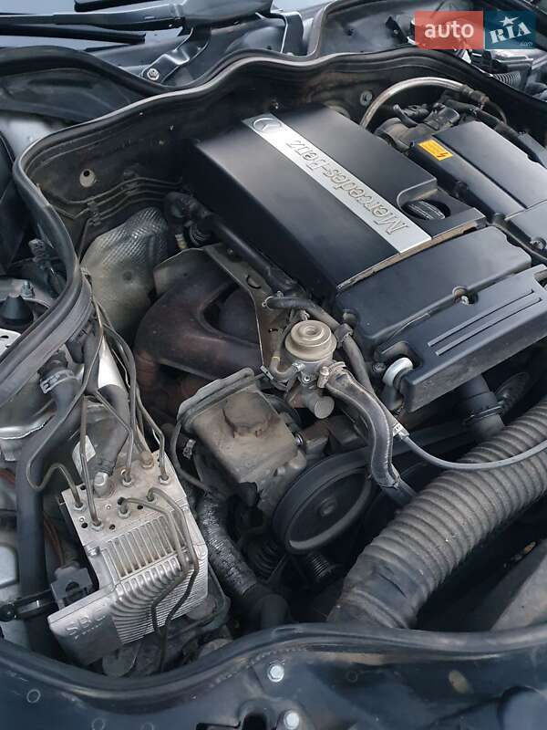 Седан Mercedes-Benz E-Class 2003 в Косове фото 43 Седан Mercedes-Benz E-Class 2003 в Косове