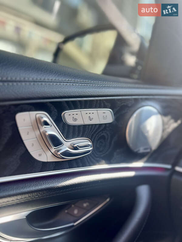 Седан Mercedes-Benz E-Class 2018 в Дніпрі