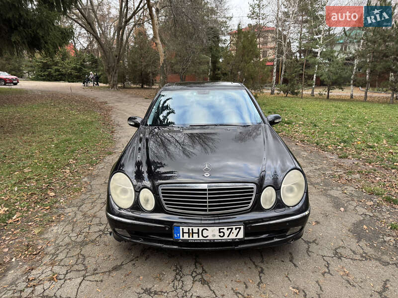 Седан Mercedes-Benz E-Class 2002 в Харькове