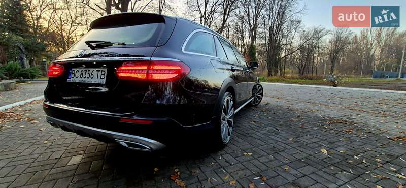 Универсал Mercedes-Benz E-Class 2018 в Дрогобыче