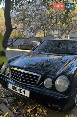Универсал Mercedes-Benz E-Class 2000 в Одессе