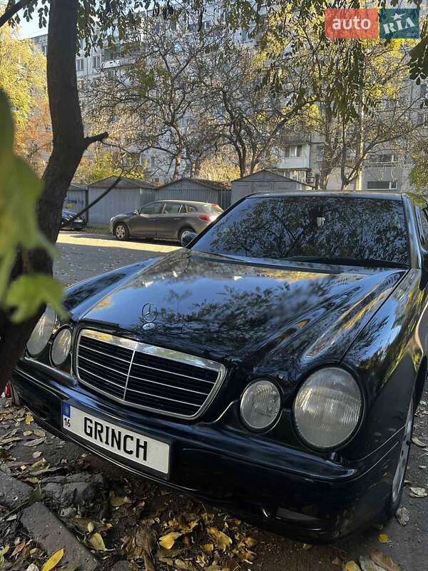 Mercedes-Benz E-Class 2000 Mercedes-Benz E-Class 2000