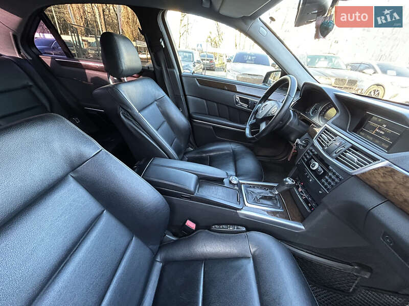 Седан Mercedes-Benz E-Class 2011 в Виннице фото 38 Седан Mercedes-Benz E-Class 2011 в Виннице
