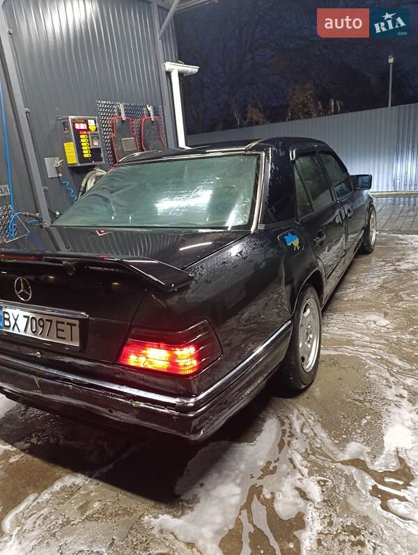 Седан Mercedes-Benz E-Class 1994 в Знаменке