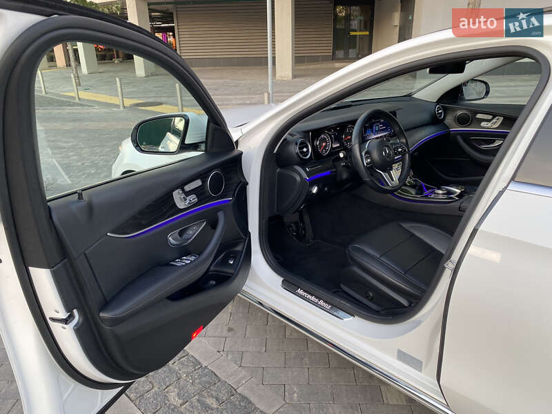 Седан Mercedes-Benz E-Class 2019 в Киеве фото 38 Седан Mercedes-Benz E-Class 2019 в Киеве