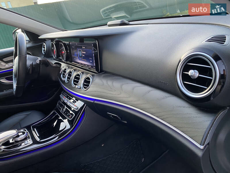 Седан Mercedes-Benz E-Class 2019 в Киеве фото 62 Седан Mercedes-Benz E-Class 2019 в Киеве