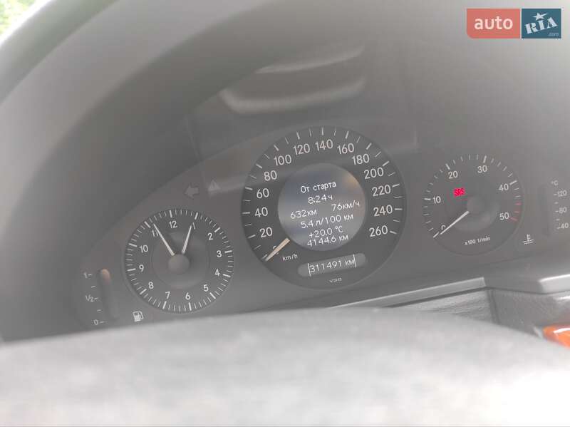 Седан Mercedes-Benz E-Class 2007 в Черновцах