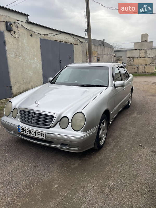Седан Mercedes-Benz E-Class 2001 в Одесі