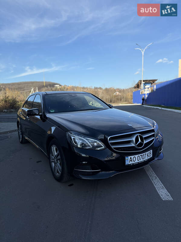 Седан Mercedes-Benz E-Class 2013 в Мукачево