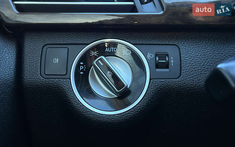 Універсал Mercedes-Benz E-Class 2013 в Львові