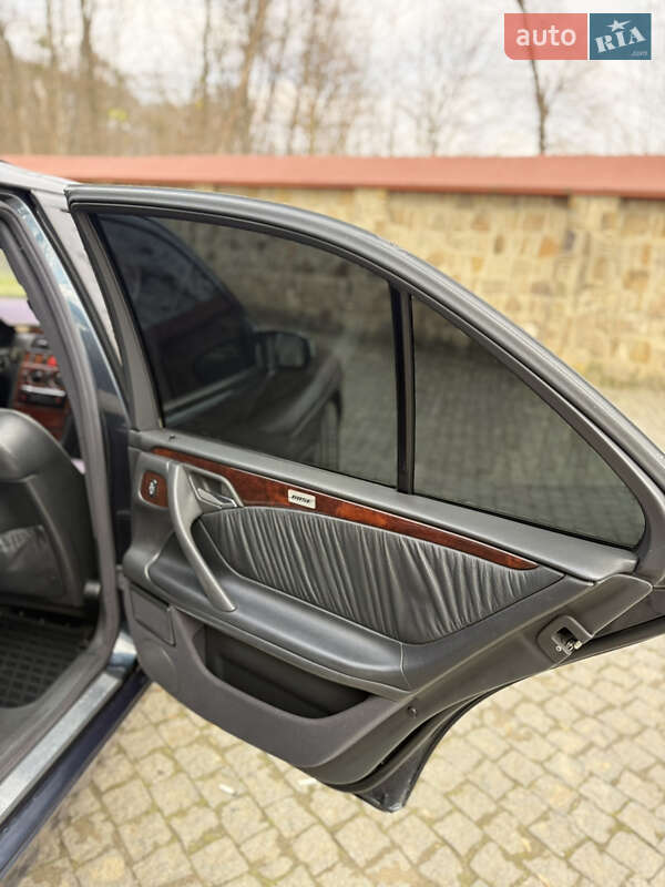 Седан Mercedes-Benz E-Class 2001 в Черновцах фото 16 Седан Mercedes-Benz E-Class 2001 в Черновцах
