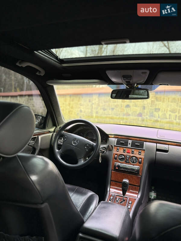 Седан Mercedes-Benz E-Class 2001 в Черновцах фото 19 Седан Mercedes-Benz E-Class 2001 в Черновцах