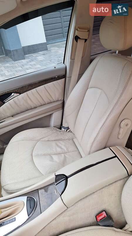 Седан Mercedes-Benz E-Class 2004 в Ивано-Франковске