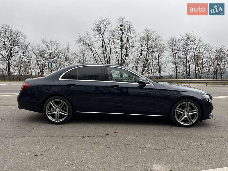 Седан Mercedes-Benz E-Class 2019 в Бродах