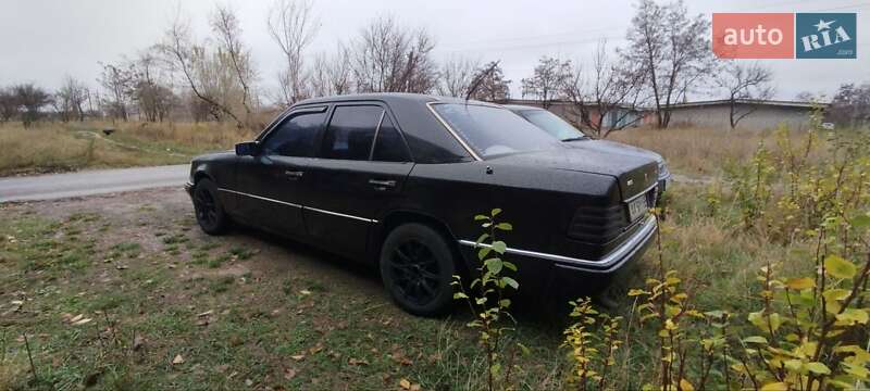 Седан Mercedes-Benz E-Class 1989 в Краматорске фото 4 Седан Mercedes-Benz E-Class 1989 в Краматорске