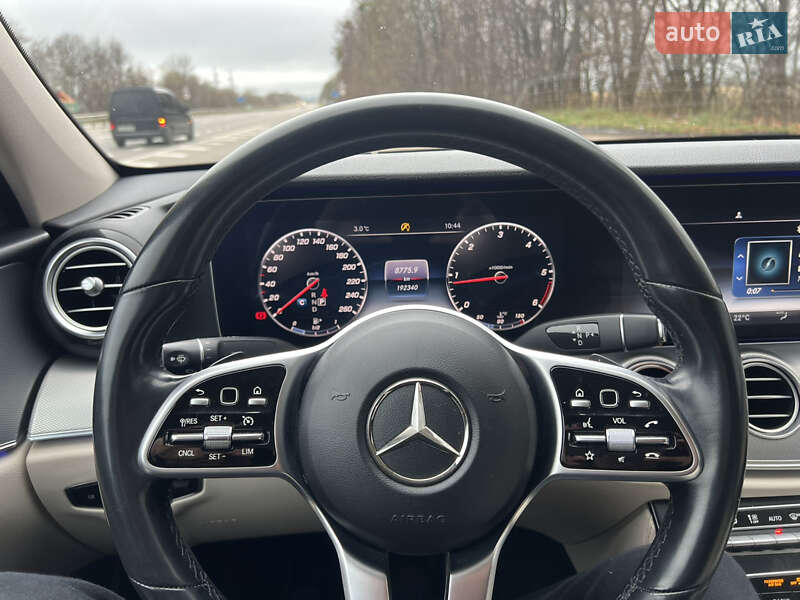 Седан Mercedes-Benz E-Class 2019 в Бродах