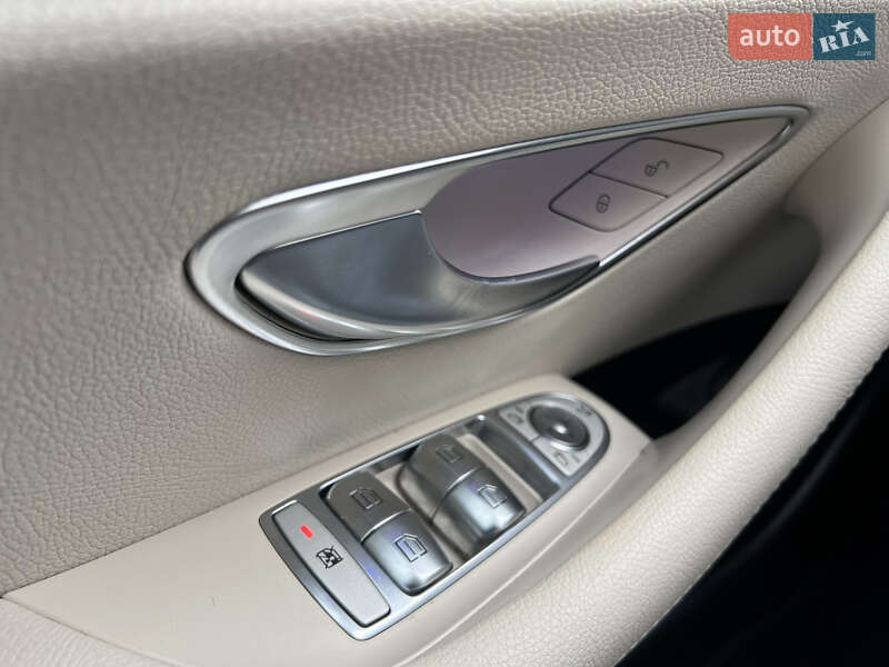 Седан Mercedes-Benz E-Class 2019 в Бродах
