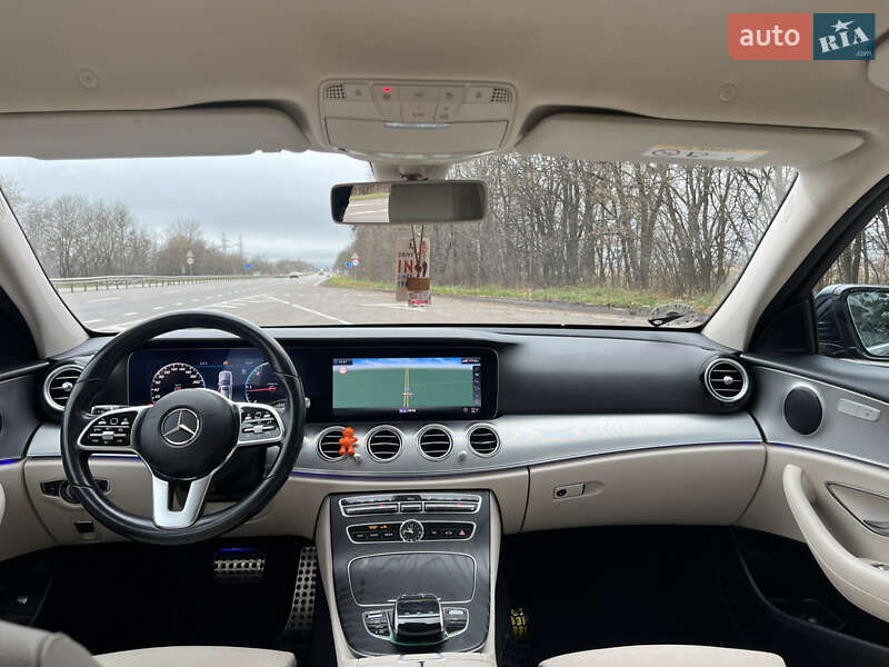 Седан Mercedes-Benz E-Class 2019 в Бродах