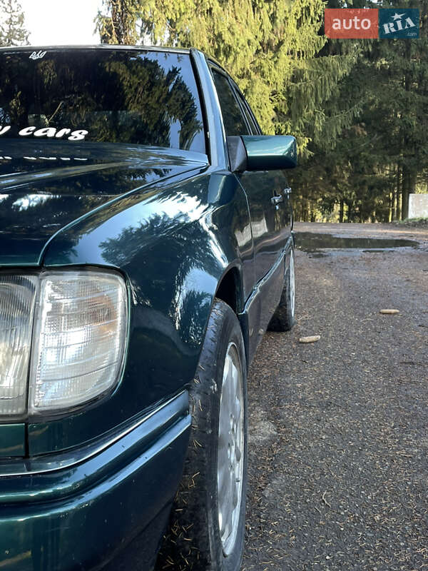 Седан Mercedes-Benz E-Class 1995 в Бурштыне фото 3 Седан Mercedes-Benz E-Class 1995 в Бурштыне