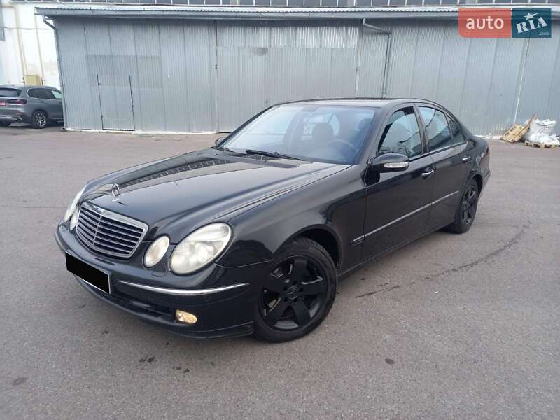 Mercedes-Benz E-Class 2004