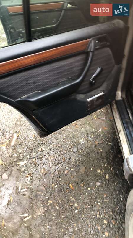 Седан Mercedes-Benz E-Class 1992 в Ужгороде фото 7 Седан Mercedes-Benz E-Class 1992 в Ужгороде