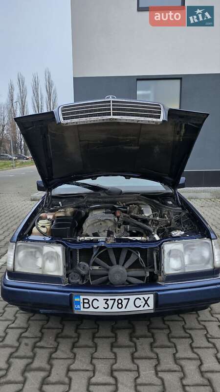 Седан Mercedes-Benz E-Class 1995 в Хмельницком