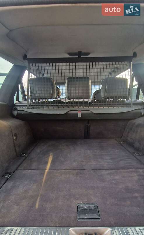 Универсал Mercedes-Benz E-Class 2001 в Косове