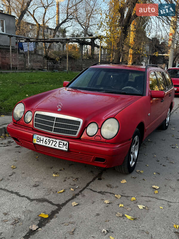 Универсал Mercedes-Benz E-Class 1997 в Одессе