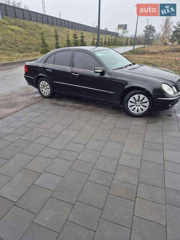 Седан Mercedes-Benz E-Class 2006 в Києві
