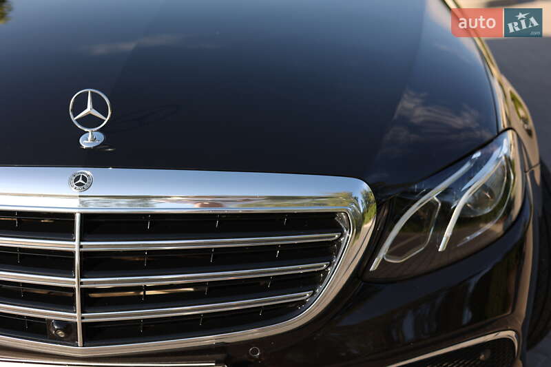 Седан Mercedes-Benz E-Class 2018 в Киеве