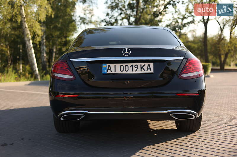 Седан Mercedes-Benz E-Class 2018 в Киеве