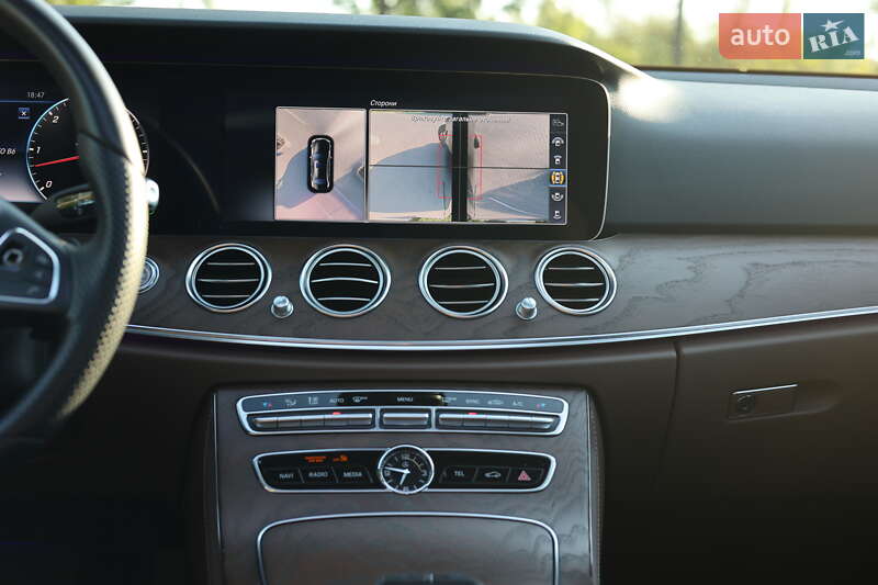 Седан Mercedes-Benz E-Class 2018 в Киеве