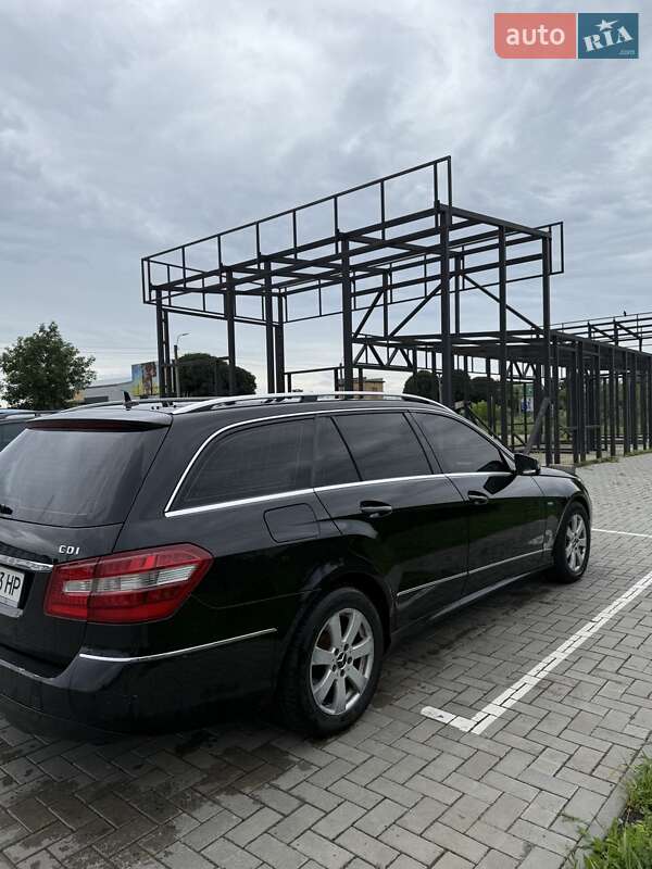 Универсал Mercedes-Benz E-Class 2010 в Владимире