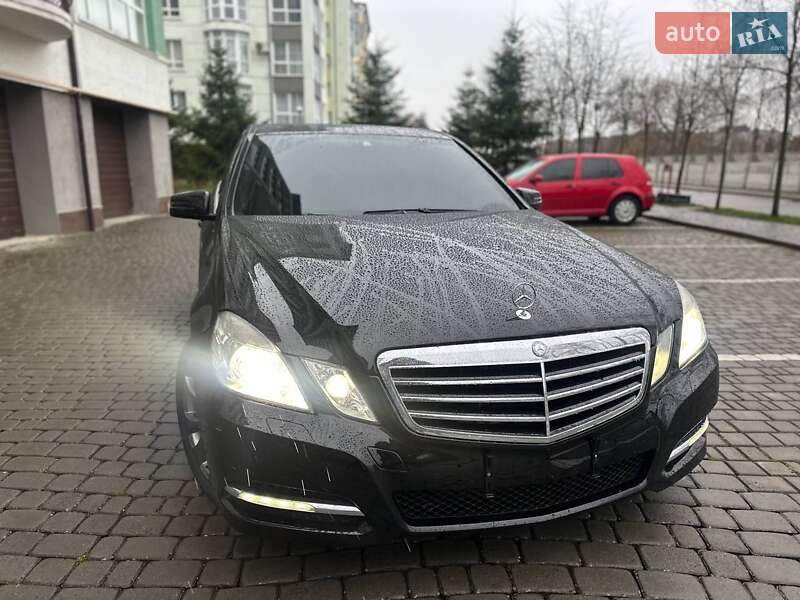 Седан Mercedes-Benz E-Class 2013 в Богородчанах