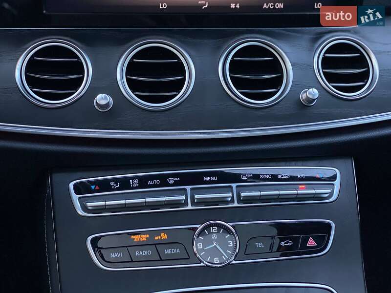 Седан Mercedes-Benz E-Class 2018 в Киеве фото 53 Седан Mercedes-Benz E-Class 2018 в Киеве